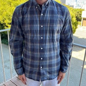 J Crew Men’s checkered blue shirt